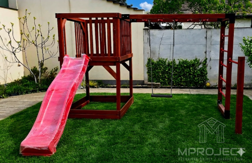 modern fa játszótér