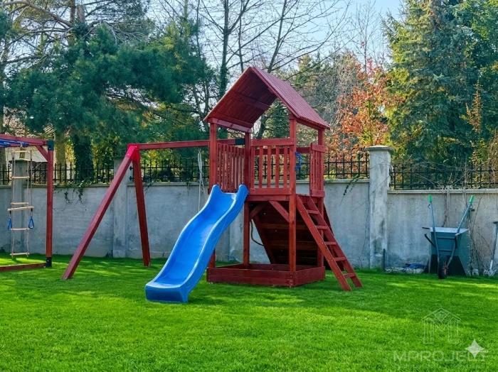 Integrációs fa játszótér